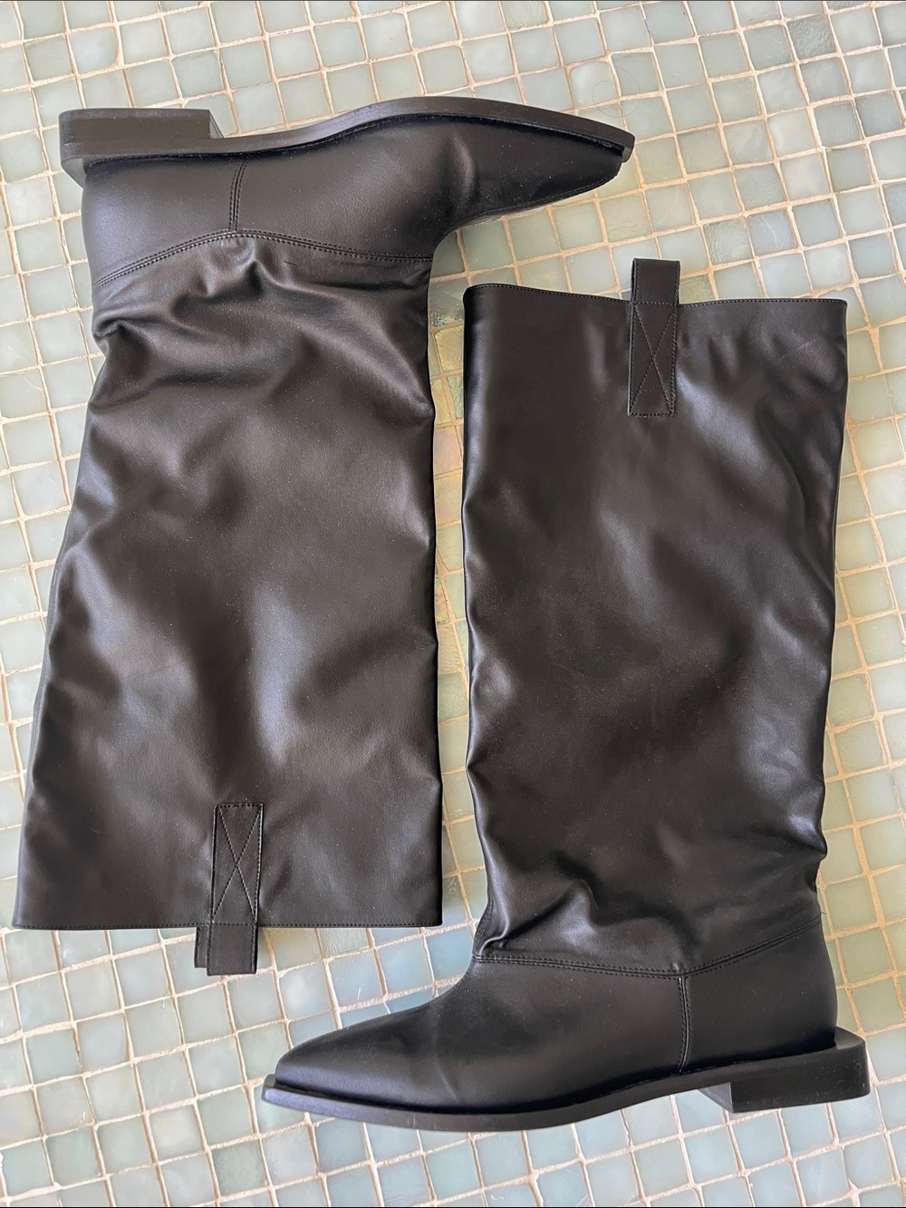 Ganni slouchy knee high boot size Size 40